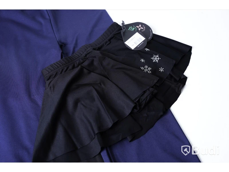Konståknings Set - 2st byxor, 1st kjol - ny2 Sportswear - Storlek 150cl. Nypris ca 1960kr.