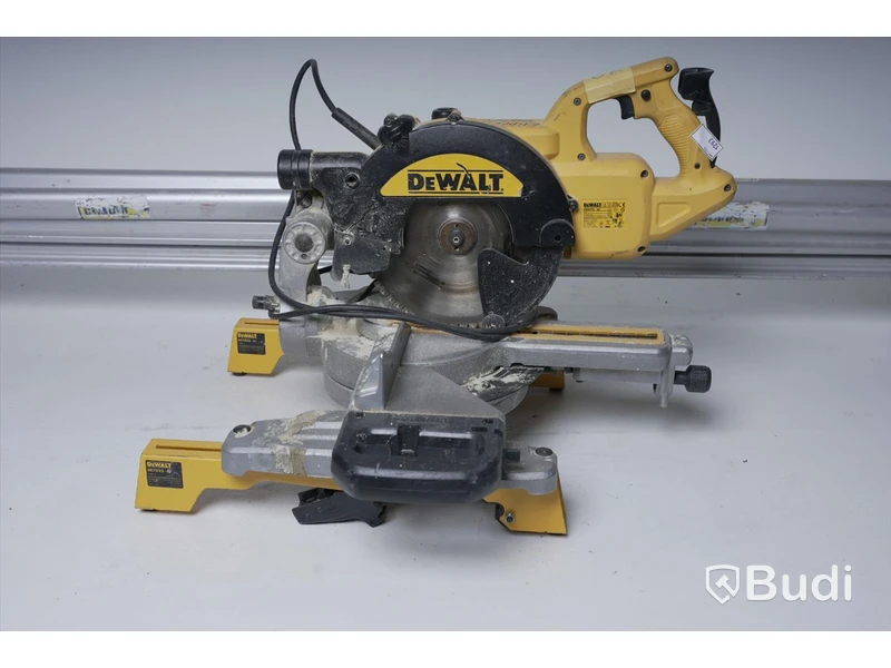 Dewalt Kap och gersåg och Sågbänk DWS774