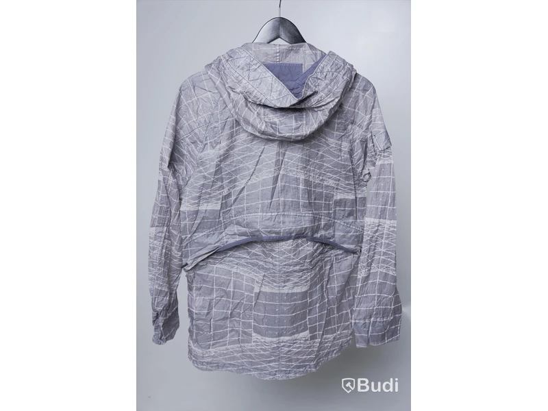 Jacka - Stone Island strl L Nypris 12400:-