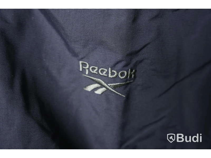 Jacka - Reebok Classic Camping (Storlek M). Nypris 979kr
