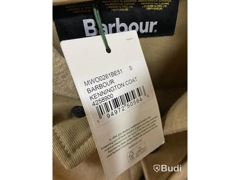 Jacka - Barbour Kennington (Storlek S). Nypris 3000kr
