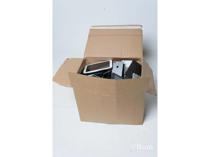 Parti med utrangerade mobiltelefoner och tablets - OBS! Reparationsobjekt
