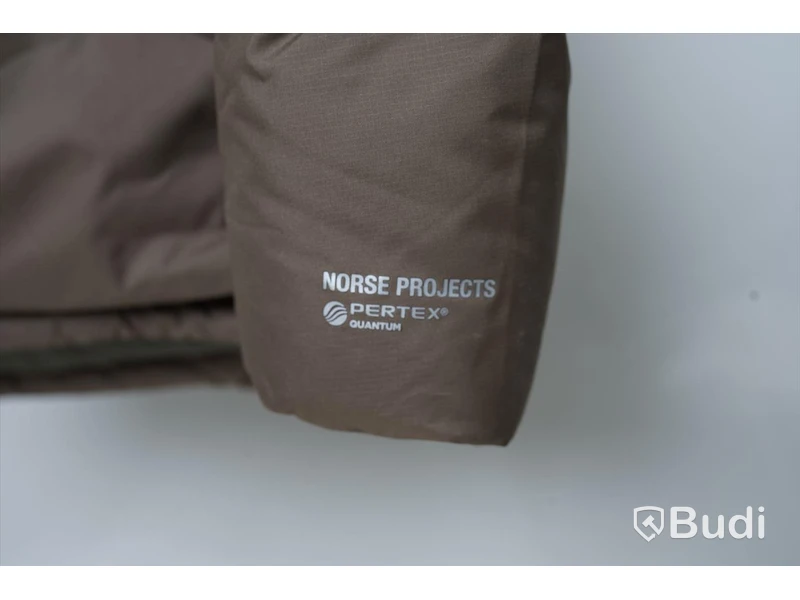 Jacka - Norse Projects Willum Down Pertex Quantum (Storlek S). Nypris 5479kr