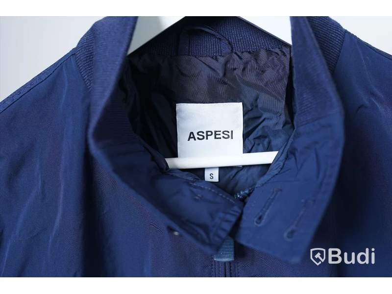 Jacka - ASPESI Giubbotto Swing navy (Storlek S). Nypris 3400kr