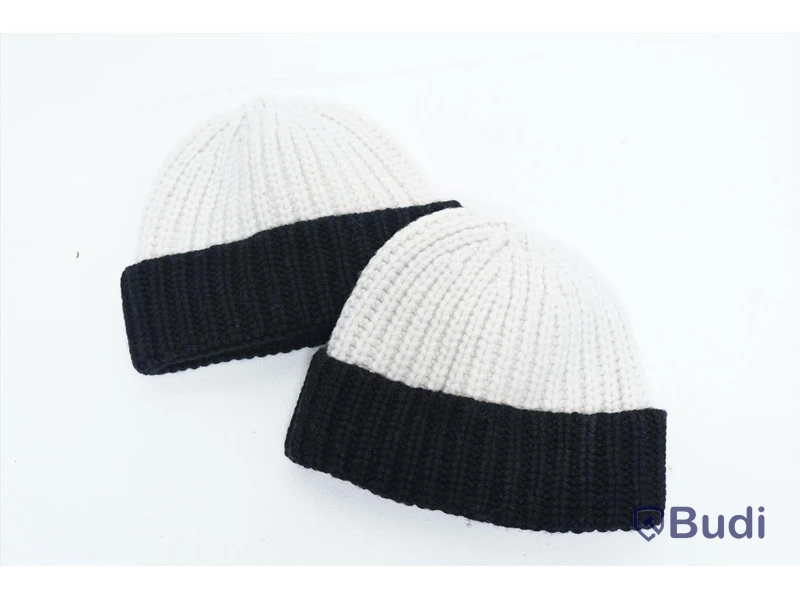 2st Mössor- Hackett London The terrace chunky knit (storlek Onesize)