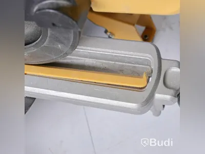 Dewalt DWS774-QS Kap- och Gersåg