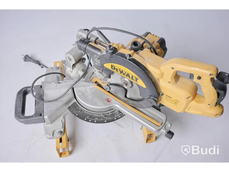 Dewalt DWS774-QS Kap- och Gersåg