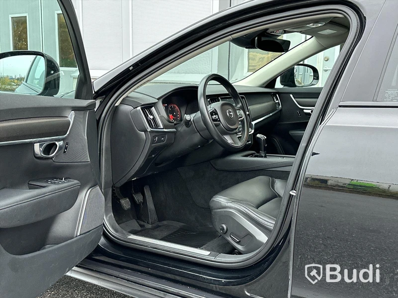 Personbil Volvo V90 Cross Country D4 AWD Momentum Plus | 190hk | 2018
