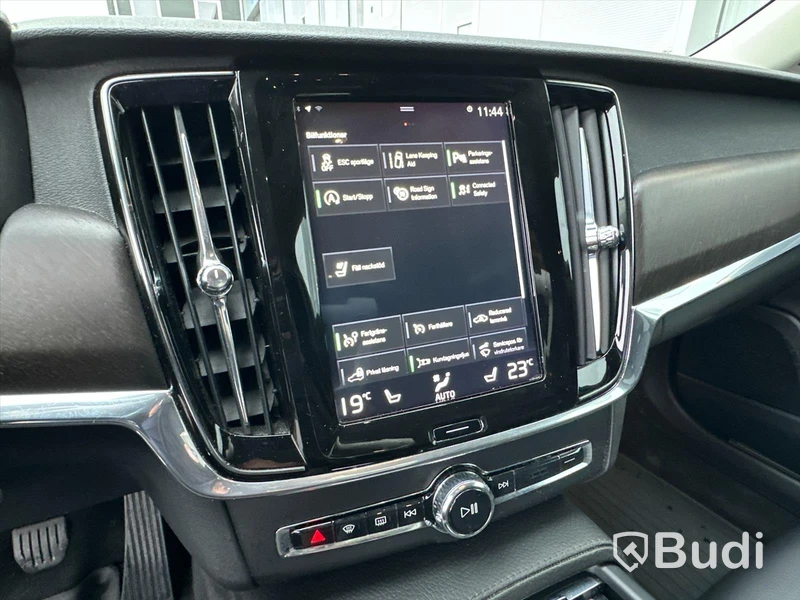 Personbil Volvo V90 Cross Country D4 AWD Momentum Plus | 190hk | 2018