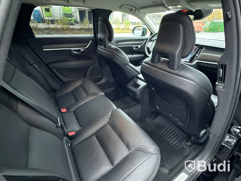 Personbil Volvo V90 Cross Country D4 AWD Momentum Plus | 190hk | 2018