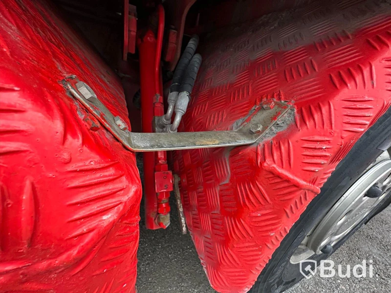 Lastbil Scania R480 8x2-6 Kranflak | Bodbil HMF Thor 8520 K8