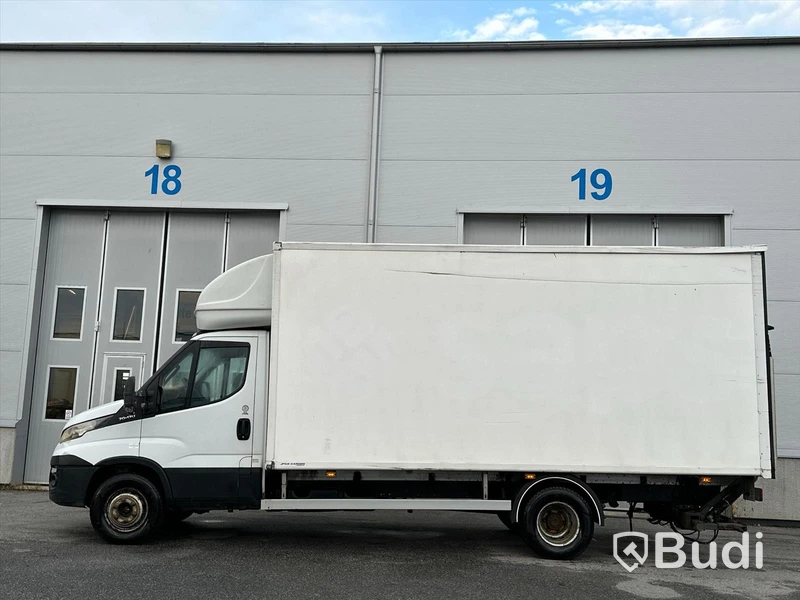 Lastbil Iveco Daily 70C17H | 7ton | 2015 | Manuell