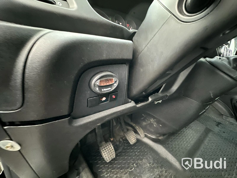 Lastbil Iveco Daily 70C17H | 7ton | 2015 | Manuell
