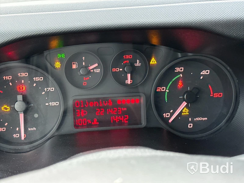 Lastbil Iveco Daily 70C17H | 7ton | 2015 | Manuell