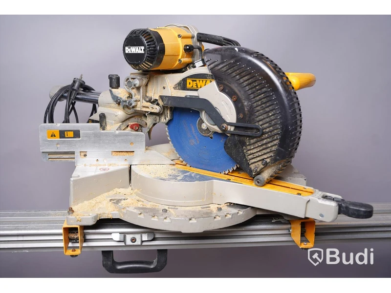 Kap - och Gersåg med sågbänk -DeWalt DW717XPS