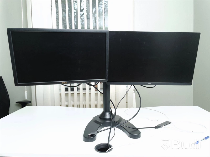 2st Datorskärmar DELL Y9KCH, BENQ GW2406Z