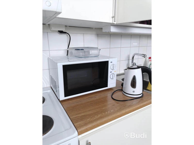 Microvågsugn MATSUI M17MW16E och Vattenkokare Wilfa