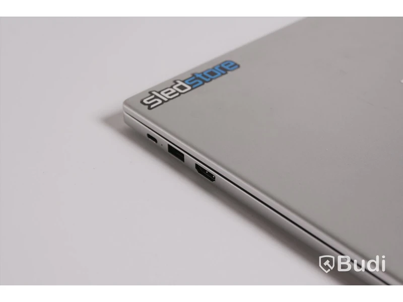 Huawei Matebook D OBS! Saknar strömsladd