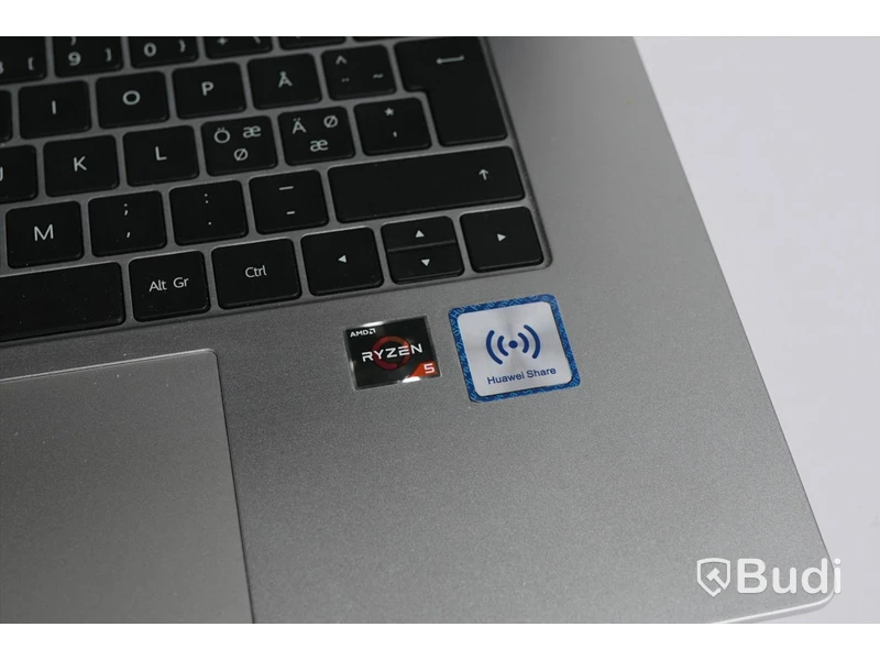 Huawei Matebook D OBS! Saknar strömsladd