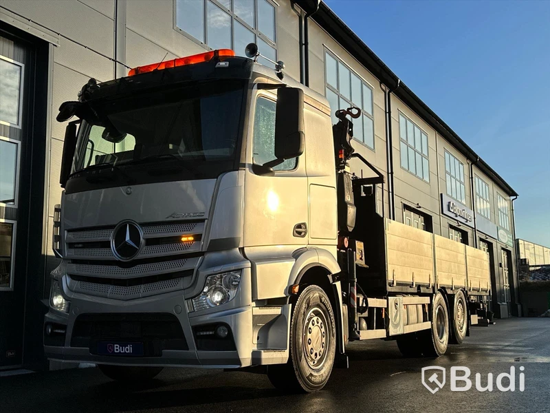 Brädgårdsbil Mercedes-Benz Actros 6x2 EU6 | Fassi F165A
