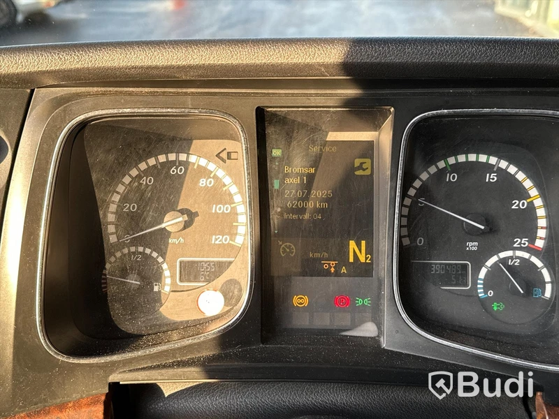 Brädgårdsbil Mercedes-Benz Actros 6x2 EU6 | Fassi F165A