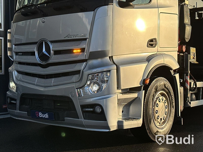 Brädgårdsbil Mercedes-Benz Actros 6x2 EU6 | Fassi F165A