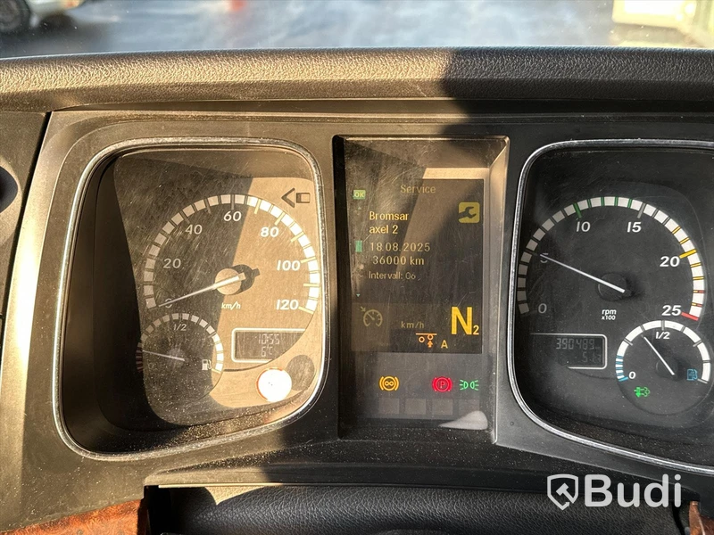 Brädgårdsbil Mercedes-Benz Actros 6x2 EU6 | Fassi F165A