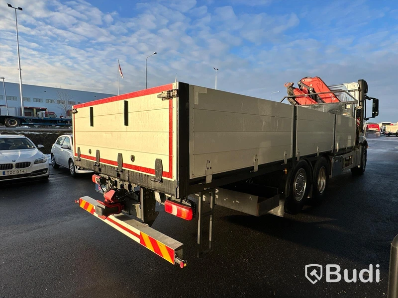 Brädgårdsbil Mercedes-Benz Actros 6x2 EU6 | Fassi F165A