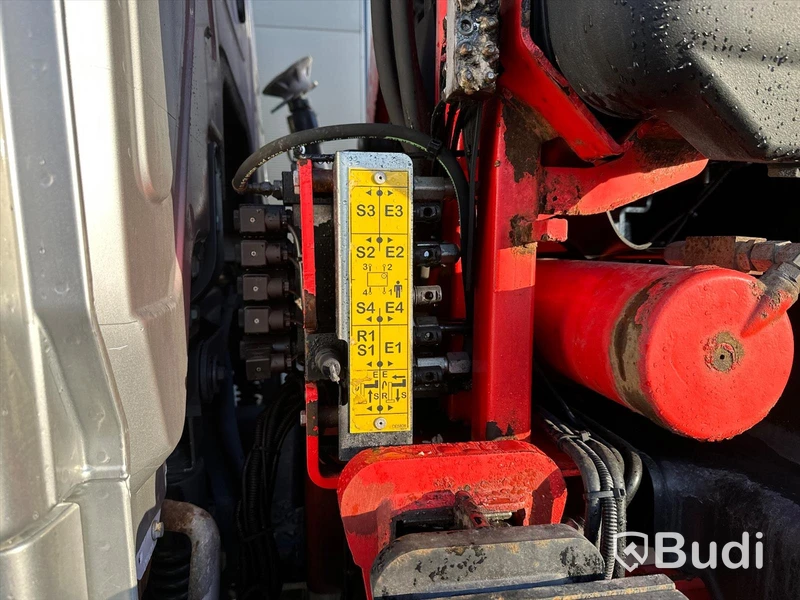 Brädgårdsbil Mercedes-Benz Actros 6x2 EU6 | Fassi F165A
