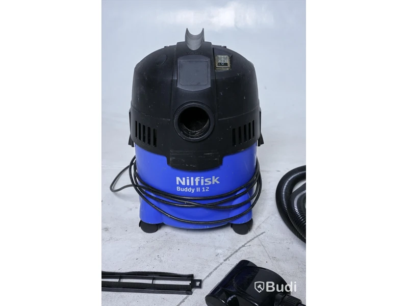 Nilfisk Buddy ii 12 dammsugare