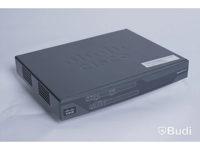 Router - Cisco C887 (Obs! Saknar Srömsladd)
