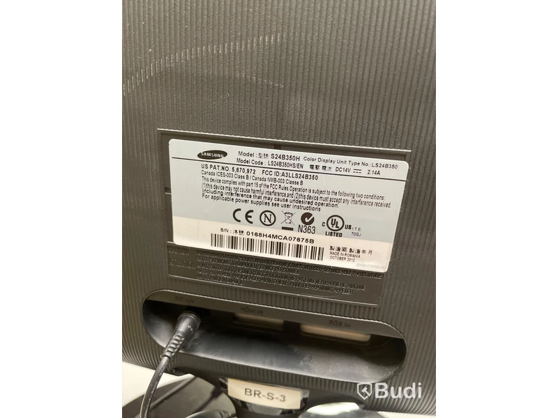 2st Datorskärmar - Samsung S24F352FHU och S24B350H