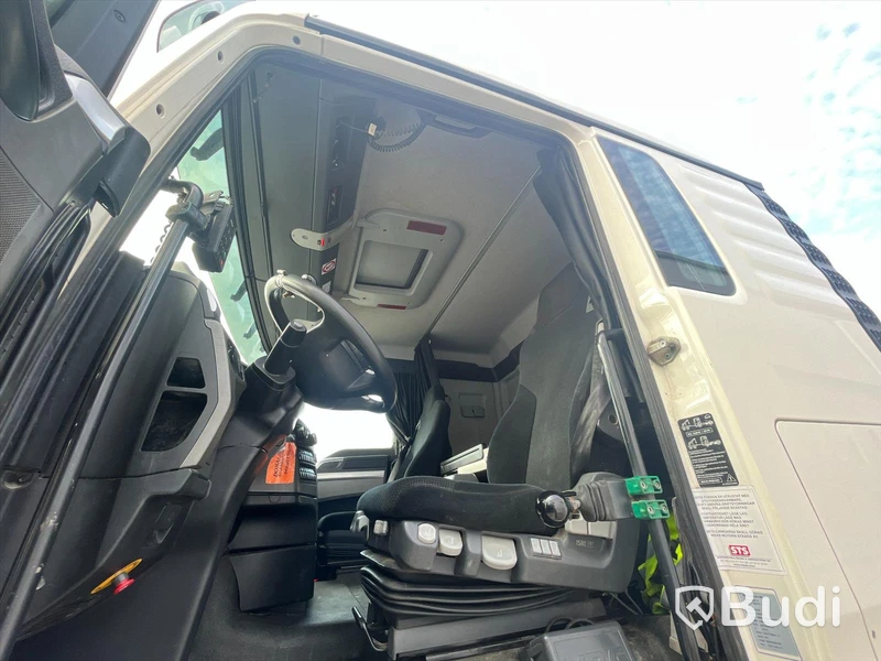 Lastbil Man TGX 35.540 8x4-4 BL | 2014 | Sörling växlare export