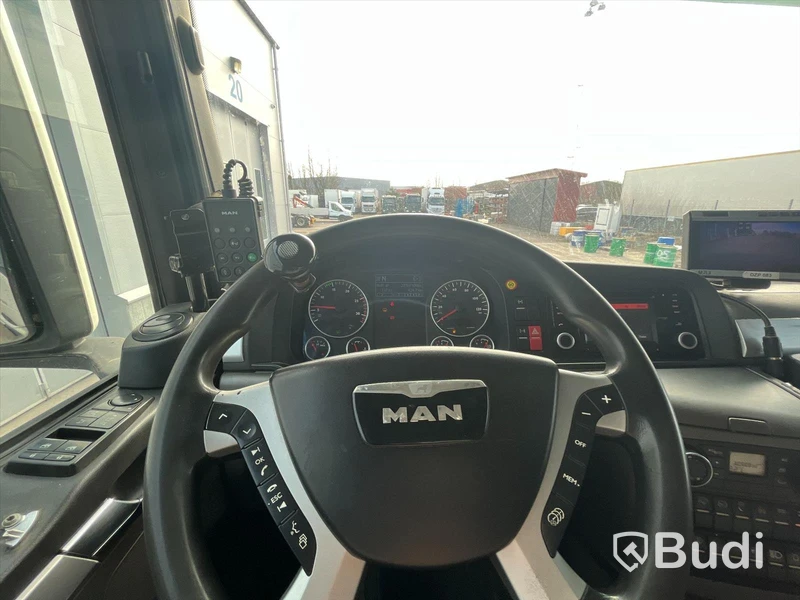 Lastbil Man TGX 35.540 8x4-4 BL | 2014 | Sörling växlare export