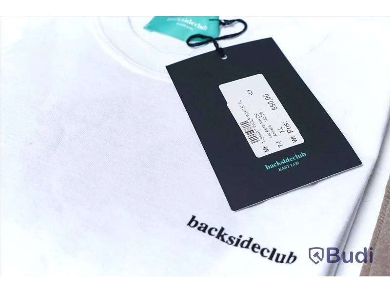 2 pack T-shirts - Backside club & Universal Works (Storlek XL). Nypris 1200kr
