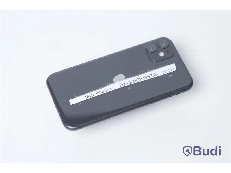 iPhone 11 128GB - Batterihälsa: 98 procent, Normalt slitage