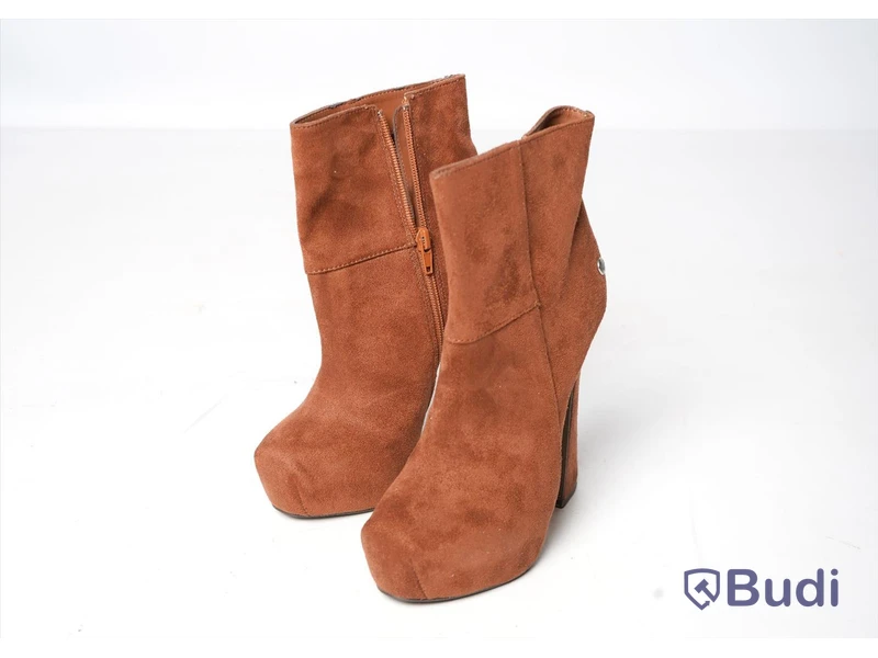 Stövlett - She store 1 Done Shoes Tan Blink strl 38, Nypris 659 kr