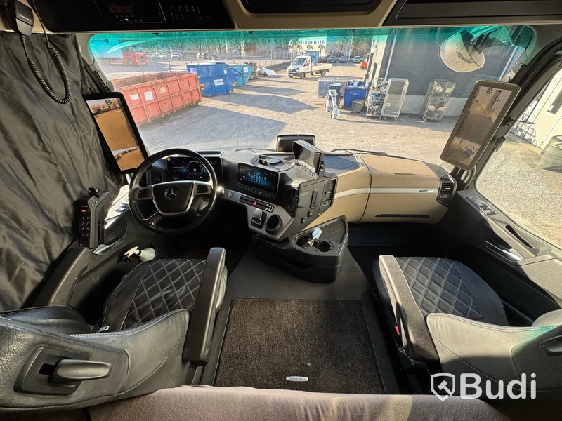Tridemväxlare Mercedes-Benz Arocs 12.8 PowerShift -2022 | HIAB 24 ton