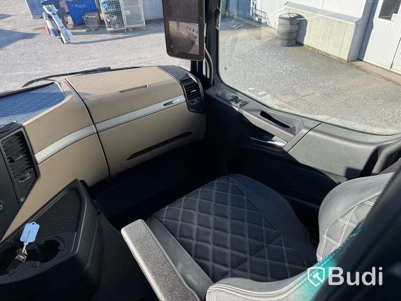Tridemväxlare Mercedes-Benz Arocs 12.8 PowerShift -2022 | HIAB 24 ton