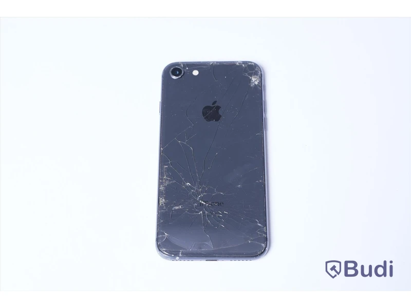 iPhone 8, 64 GB, batterihälsa 86 procent Obs! Sprucken skärm samt saknar laddare