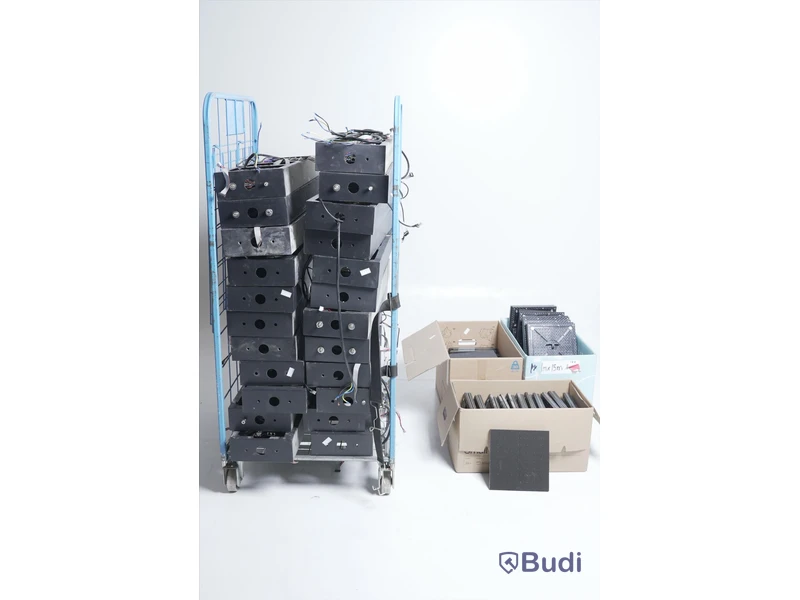 LED Display 84st samt Armatur 23st - LV-97-59, P4.81