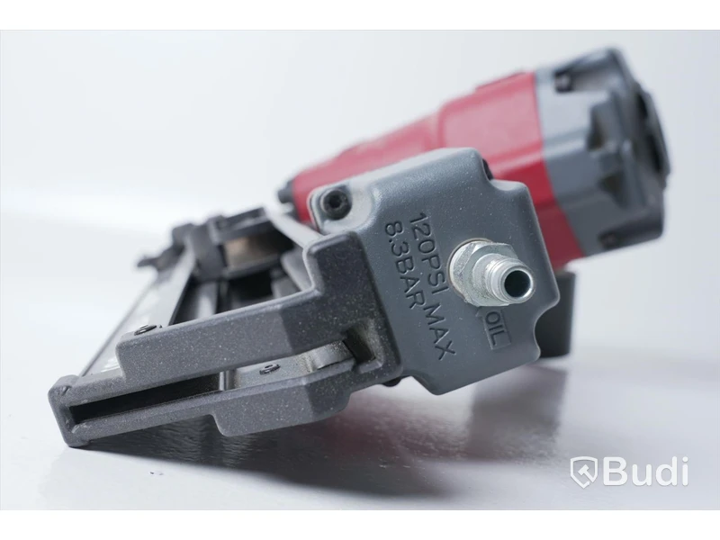 Senco Spikpistol -  Frame PRO 601 (för 34° spik och spiklängd mellan 50-90 mm.) Väskans handtag är trasiga.