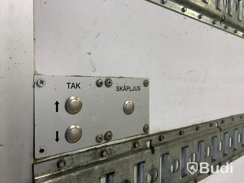 Lastbil MAN TGM 12.250 4x2 | Salaskåp Höj & sänk |