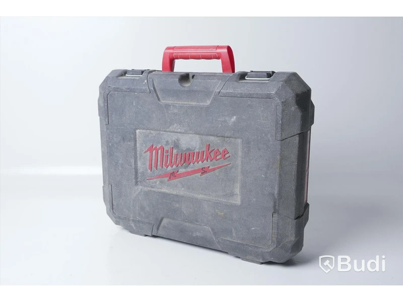 Milwaukee 2-pack. Borrskruvdragare M18 CBL DD + Slagskruvdragare M18 CBL ID - Två batterier, laddare samt väska.