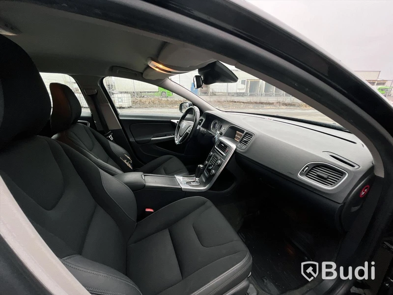 Volvo V60 D3 -2010 | Automat | Momentum | 23000mil | 163hk