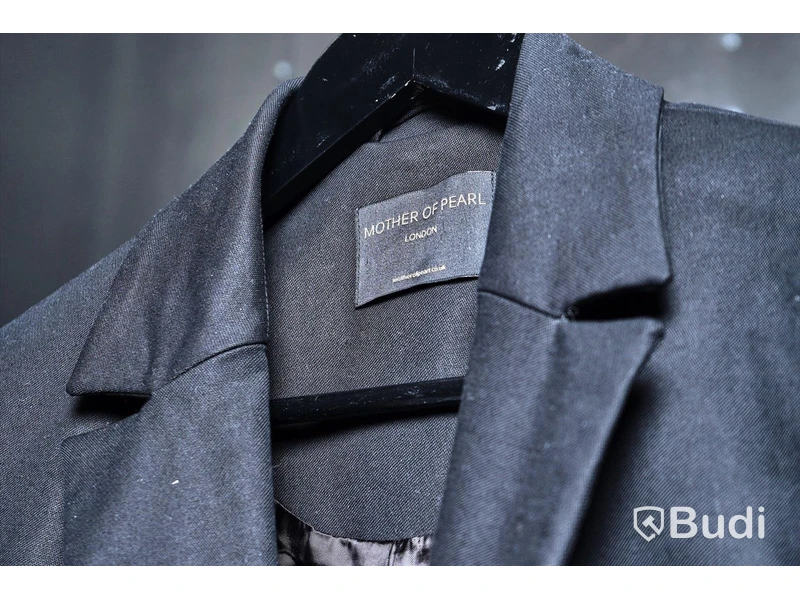 Jacka/Blazer - Motherofpearl, Romy Jacket Black - storlek 40FR/12UK (nypris ca 4350 kr)