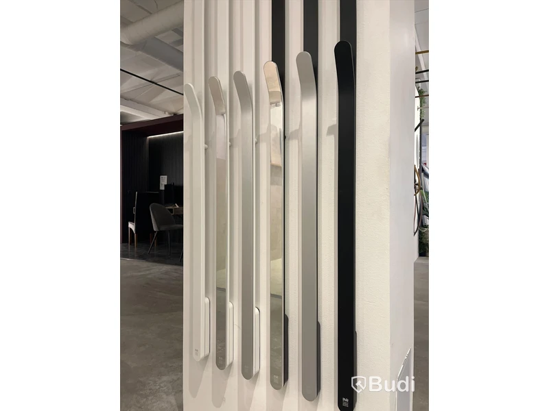 Handdukstork INR bow blank/svart (170cm) Nypris ca 5 700 kr