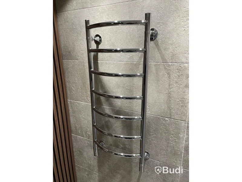 Handdukstork somatherm böjd B40 x L95 cm Nypris ca 2000 kr
