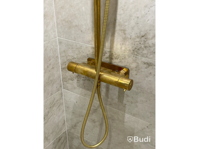 Takdusch Tapwell, Tebo Nypris ca 16 000 kr