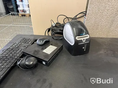 Dell dator samt etikettskrivare